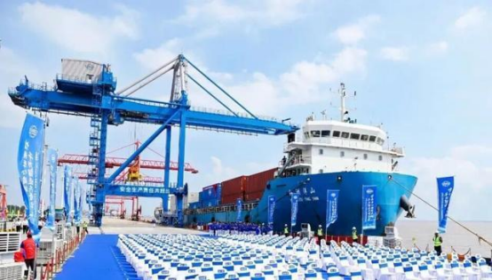 新箱交付更快！！中远海运打造“启东－宁波”集装箱直达航线