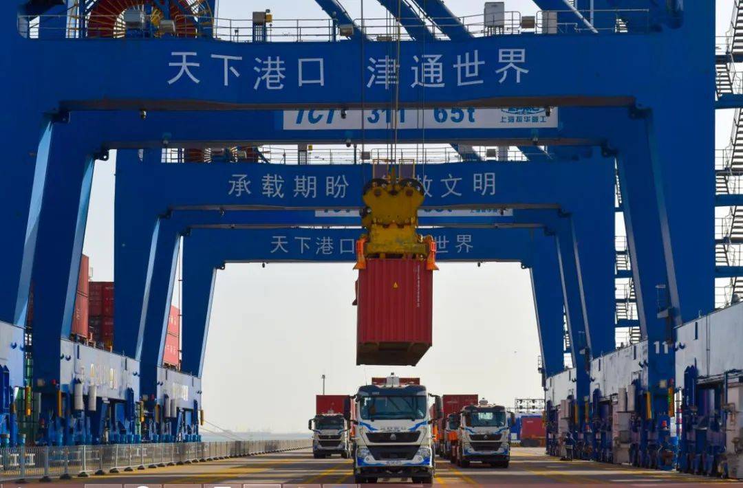 近期内贸集装箱海运价钱波动剖析